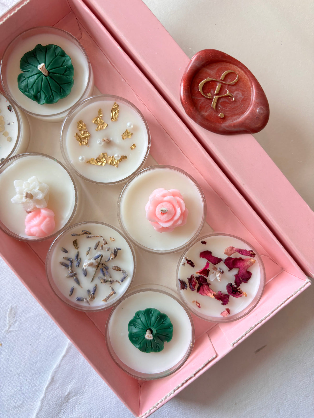 Festive Tea Light Set – Set of 8