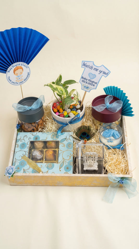 Baby announcement hamper 2